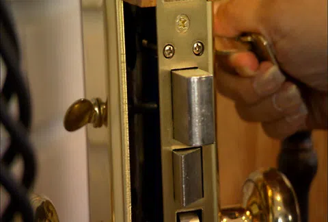 Lorton Locksmith Store Lorton, VA 703-640-3553 - apartment-lock-change